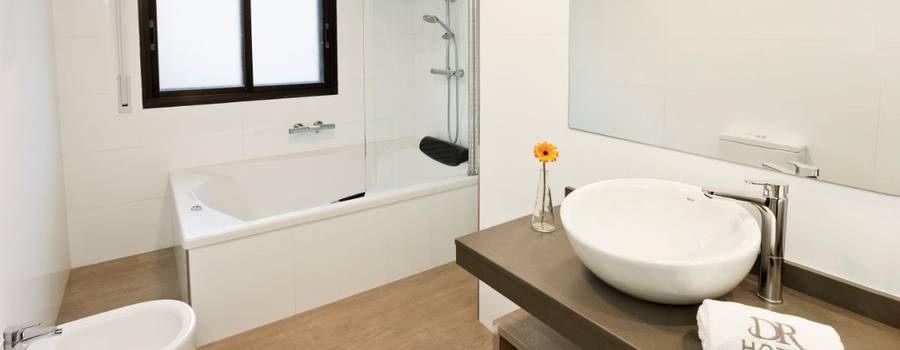 HABITACIÓN TRIPLE CONFORT HABITACIÓN TRIPLE CONFORT